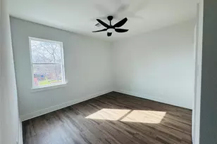 7989 Sunbury St, Houston, TX 77028 - Photo 9