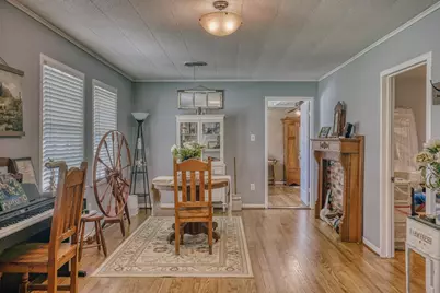 601 S Masonic Street, Bellville, TX 77418 - Photo 9