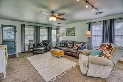 601 S Masonic Street, Bellville, TX 77418 - Photo 17