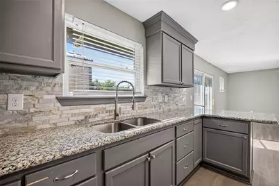 627 West Drive, Channelview, TX 77530 - Photo 15