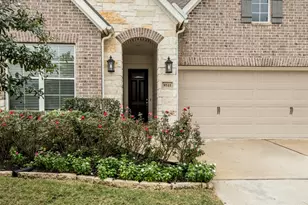 9511 Aliaga Ter Ct, Tomball, TX 77375 - Photo 3