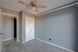 2830 S Bartell Dr, Houston, TX 77054 - Photo 11