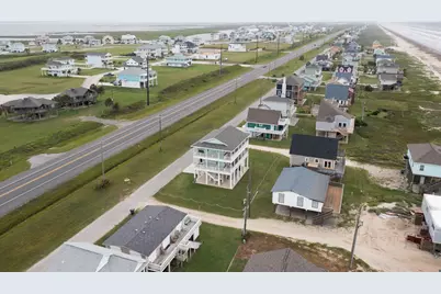 21325 Gulf Drive, Galveston, TX 77554 - Photo 39