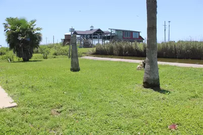 1051 Van Sant, Gilchrist, TX 77617 - Photo 19