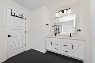 15627 Tawny Stark Dr, Houston, TX 77044 - Photo 17