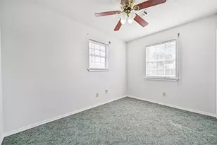 4928 Ave P, Galveston, TX 77551 - Photo 31