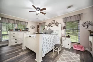 2551 Gilliland Creek Rd, Huntington, TX 75949 - Photo 7