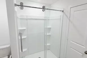 2818 Cedar Rock St, League City, TX 77573 - Photo 15