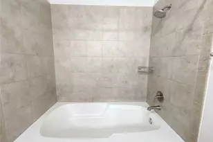 300 St Joseph Pkwy, Houston, TX 77002 - Photo 19