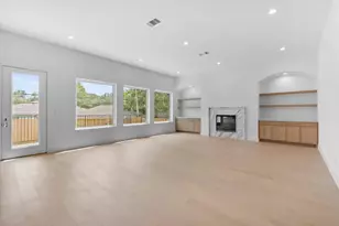 4009 Newshire Dr, Houston, TX 77025 - Photo 13