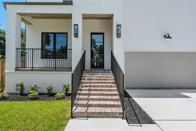 4009 Newshire Drive, Houston, TX 77025 - Photo 3