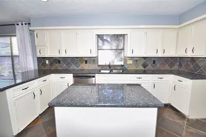 2515 Glenn Lakes Lane, Missouri City, TX 77459 - Photo 13