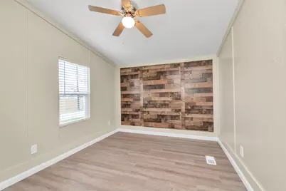 1206 Cindy Lane, Sealy, TX 77474 - Photo 17