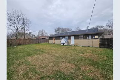 3618 Curry Lane, Dickinson, TX 77539 - Photo 17