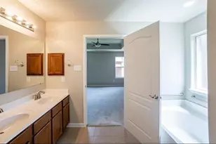 1111 Desert Springs Ln, Rosenberg, TX 77471 - Photo 13