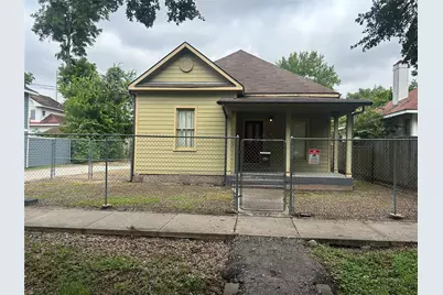 16 Stiles Street, Houston, TX 77011 - Photo 1