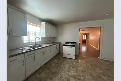 16 Stiles Street, Houston, TX 77011 - Photo 3