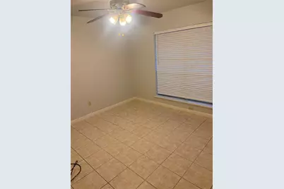14333 Memorial Drive #39, Houston, TX 77079 - Photo 17