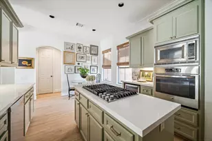 1956 Vermont St, Houston, TX 77019 - Photo 5