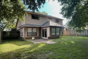 16427 Dunmoor Dr, Houston, TX 77059 - Photo 19