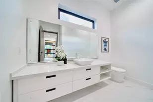 5734 N Braeswood Blvd, Houston, TX 77096 - Photo 23