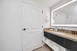 1300 Lamar Street St, Houston, TX 77010 - Photo 25