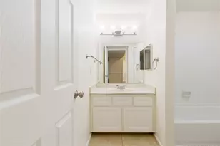 18519 Egret Bay Blvd, Webster, TX 77058 - Photo 13