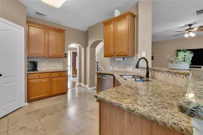 105 Kevin Court, La Porte, TX 77571 - Photo 5