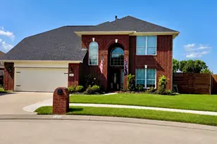 105 Kevin Ct, La Porte, TX 77571 - Photo 1