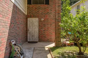 8052 Golf Green Cir, Houston, TX 77036 - Photo 3