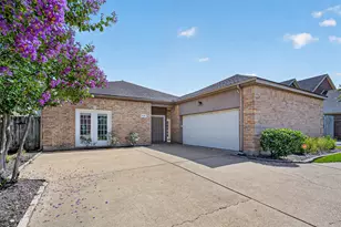 10310 Chevy Chase Dr, Houston, TX 77042 - Photo 3