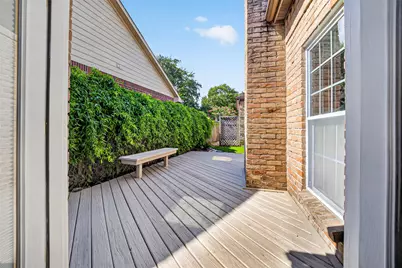 10310 Chevy Chase Drive, Houston, TX 77042 - Photo 43