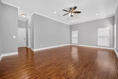10310 Chevy Chase Drive, Houston, TX 77042 - Photo 23
