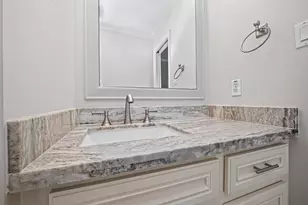 10310 Chevy Chase Dr, Houston, TX 77042 - Photo 39