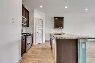 8003 Black Forest Ln, Rosharon, TX 77583 - Photo 13