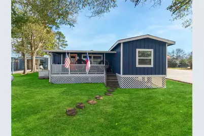 157 Lakeview Drive S, Livingston, TX 77351 - Photo 1