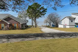 157 Lakeview Dr S, Livingston, TX 77351 - Photo 3