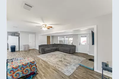 157 Lakeview Drive S, Livingston, TX 77351 - Photo 9