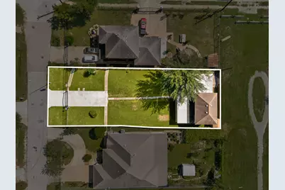 8434 Folkstone Lane, Houston, TX 77075 - Photo 5