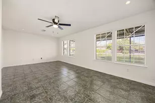 8434 Folkstone Ln, Houston, TX 77075 - Photo 3