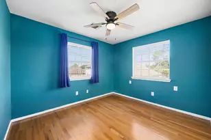 8434 Folkstone Ln, Houston, TX 77075 - Photo 11