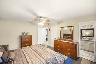 11247 Langdon Ln, Houston, TX 77072 - Photo 17