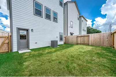 14970 Eagle Feather Drive, Houston, TX 77090 - Photo 35