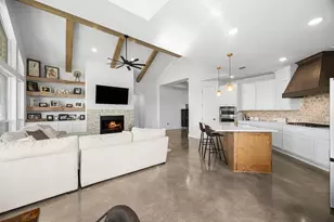 15757 County Rd 272, East Bernard, TX 77435 - Photo 13