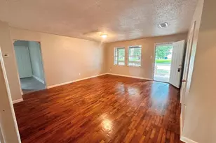 507 N Houston St, Webster, TX 77598 - Photo 3