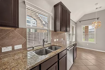 28019 Canyon Wren Drive, Katy, TX 77494 - Photo 11
