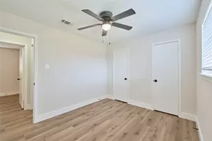 6527 Zapata Dr, Houston, TX 77083 - Photo 19