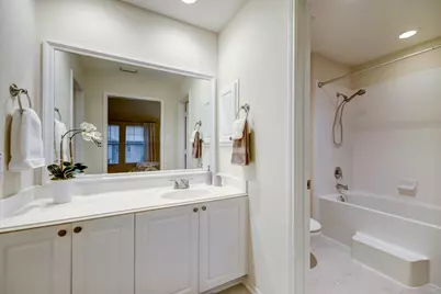 10 Stone Creek Place, The Woodlands, TX 77382 - Photo 9