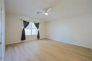 6622 Stonecross Creek Ln, Katy, TX 77449 - Photo 11