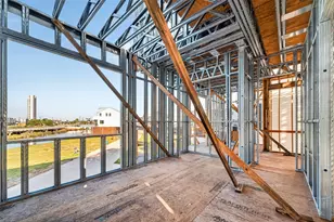 43 Commander Runco Ln, Taylor Lake Village, TX 77586 - Photo 13